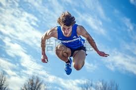 1个退赛引爆两极骂战！郑钦文伤退全运，是惜命还是失责？